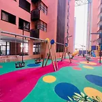 Sky Garden & Seasonal Pool Views By Ele Apartments